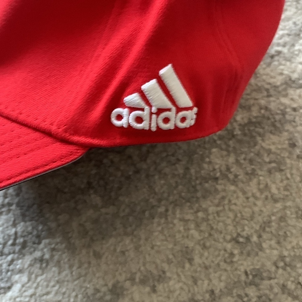 Toronto FC Red Baseball Cap - Picture 6 of 8